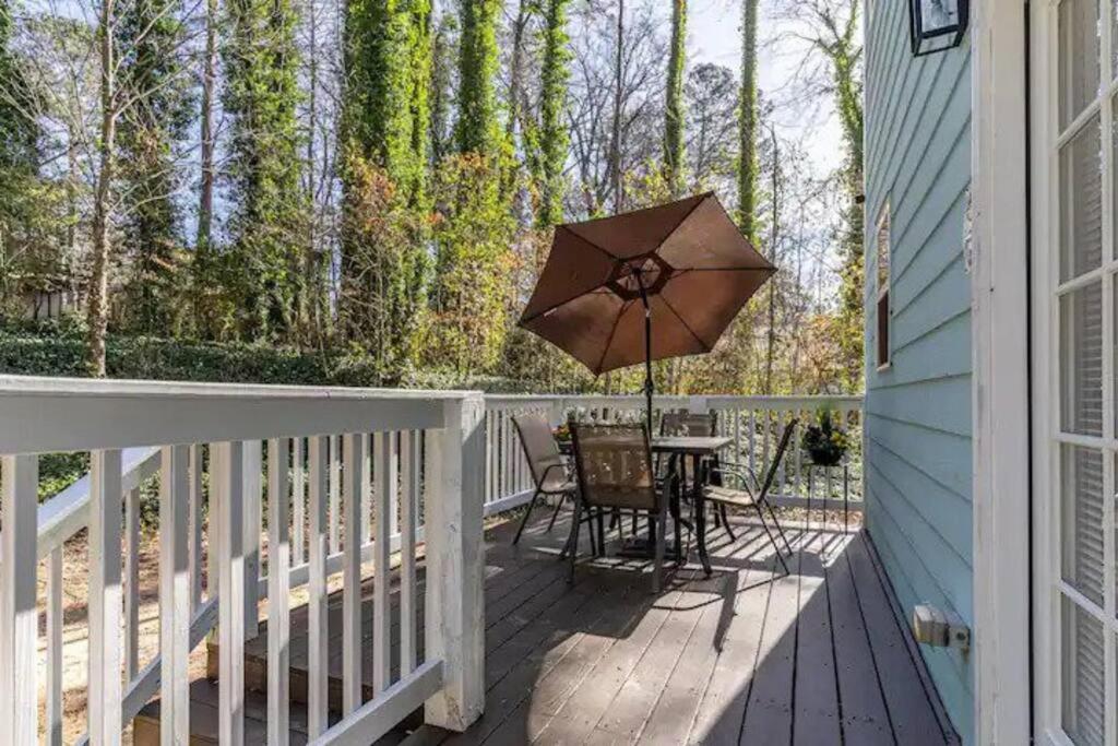 Stylish Cozi Abode Of Atlanta Villa ภายนอก รูปภาพ